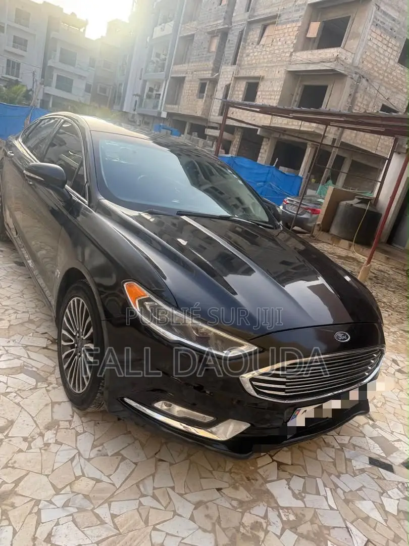 Ford Fusion 2018 Noir