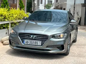 Hyundai Grandeur 2018 Gris