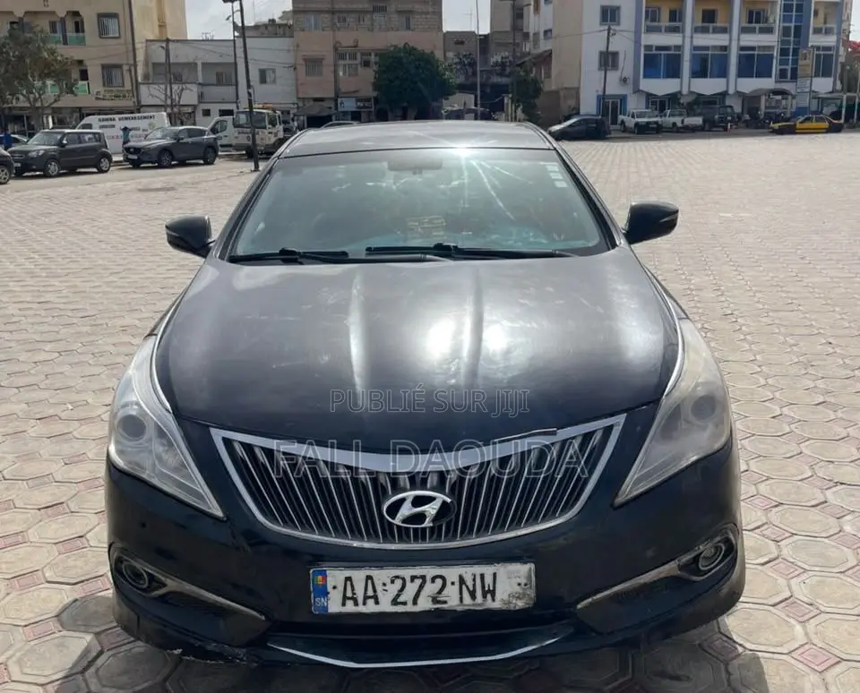 Hyundai Grandeur 2015 Noir
