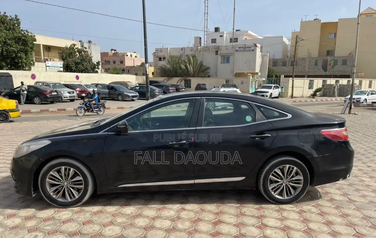 Hyundai Grandeur 2015 Noir
