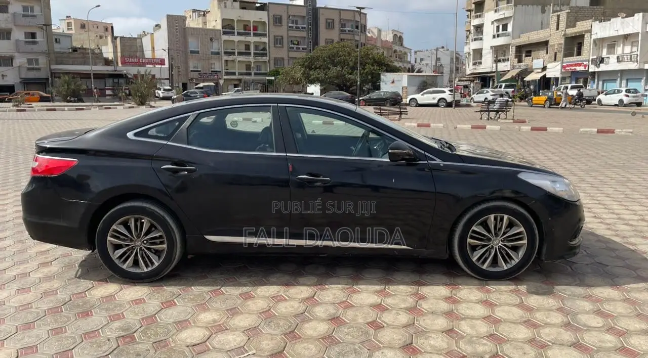 Hyundai Grandeur 2015 Noir