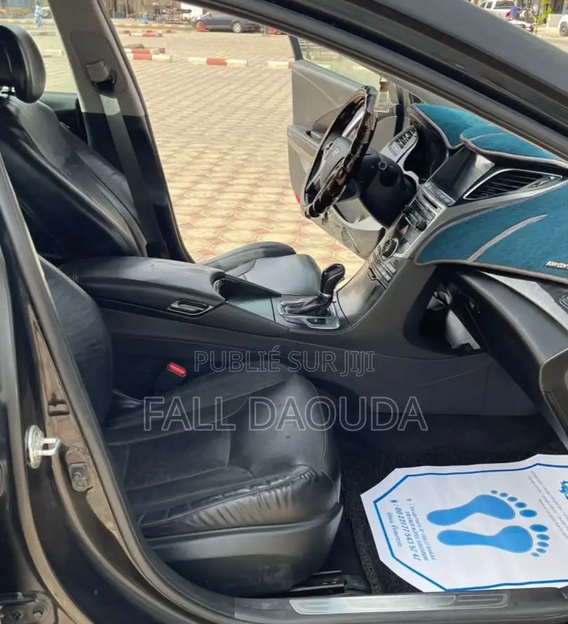 Hyundai Grandeur 2015 Noir