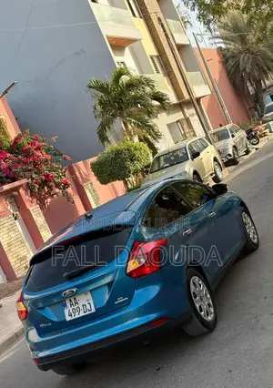 Ford Focus 2013 Bleu