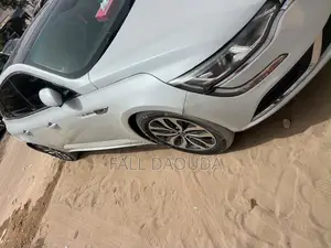 Renault Samsung SM6 2016 Blanc