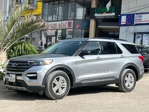 Ford Explorer 2024 Gris