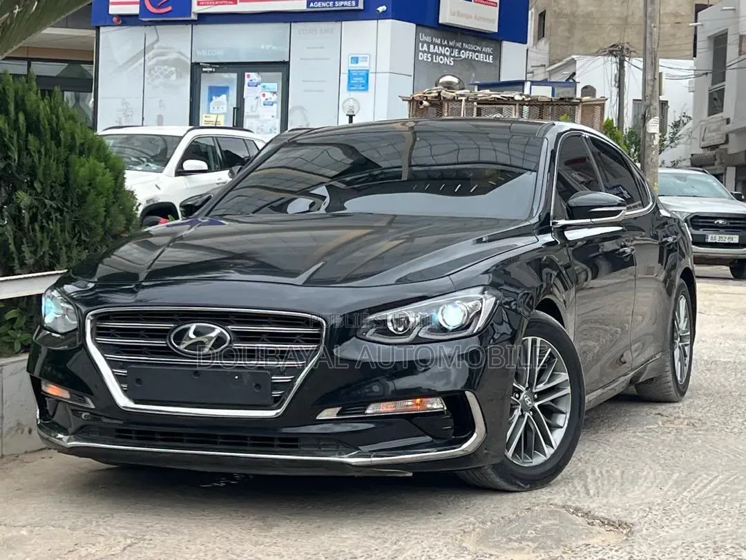 Hyundai Grandeur 2017 Noir Mat