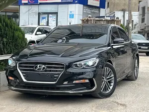 Hyundai Grandeur 2017 Noir Mat