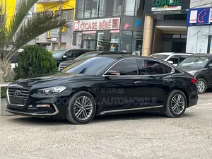 Hyundai Grandeur 2017 Noir Mat