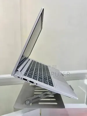 Ordinateur portable HP EliteBook 840 G7 8GB Intel Core i7 SSD 256GB