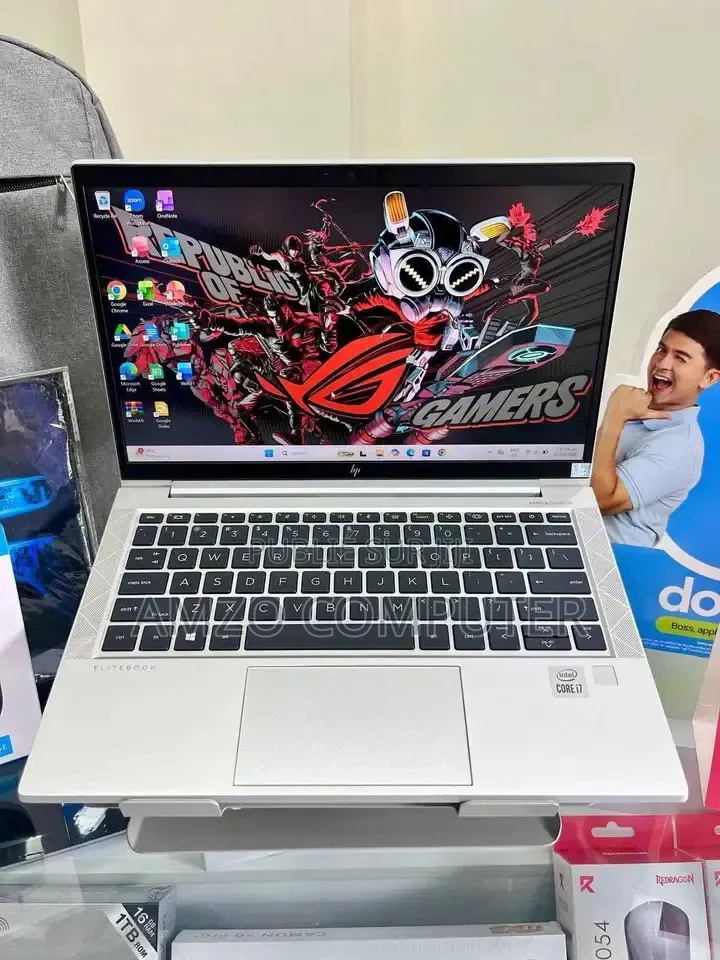 Ordinateur portable HP EliteBook 840 G7 8GB Intel Core i7 SSD 256GB