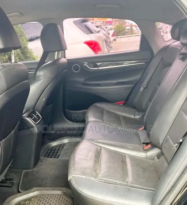 Hyundai Grandeur 2017 Noir Mat