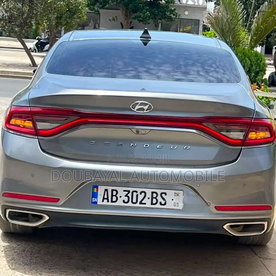 Hyundai Grandeur 2018 Gris