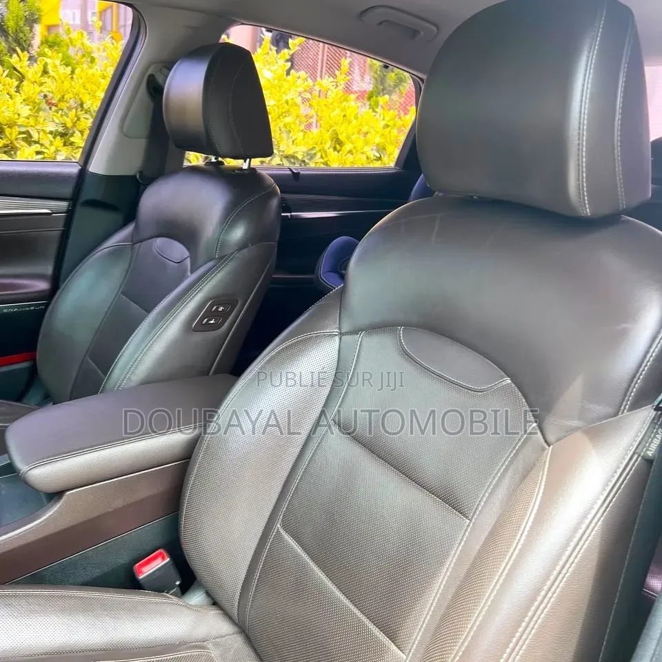 Hyundai Grandeur 2018 Gris