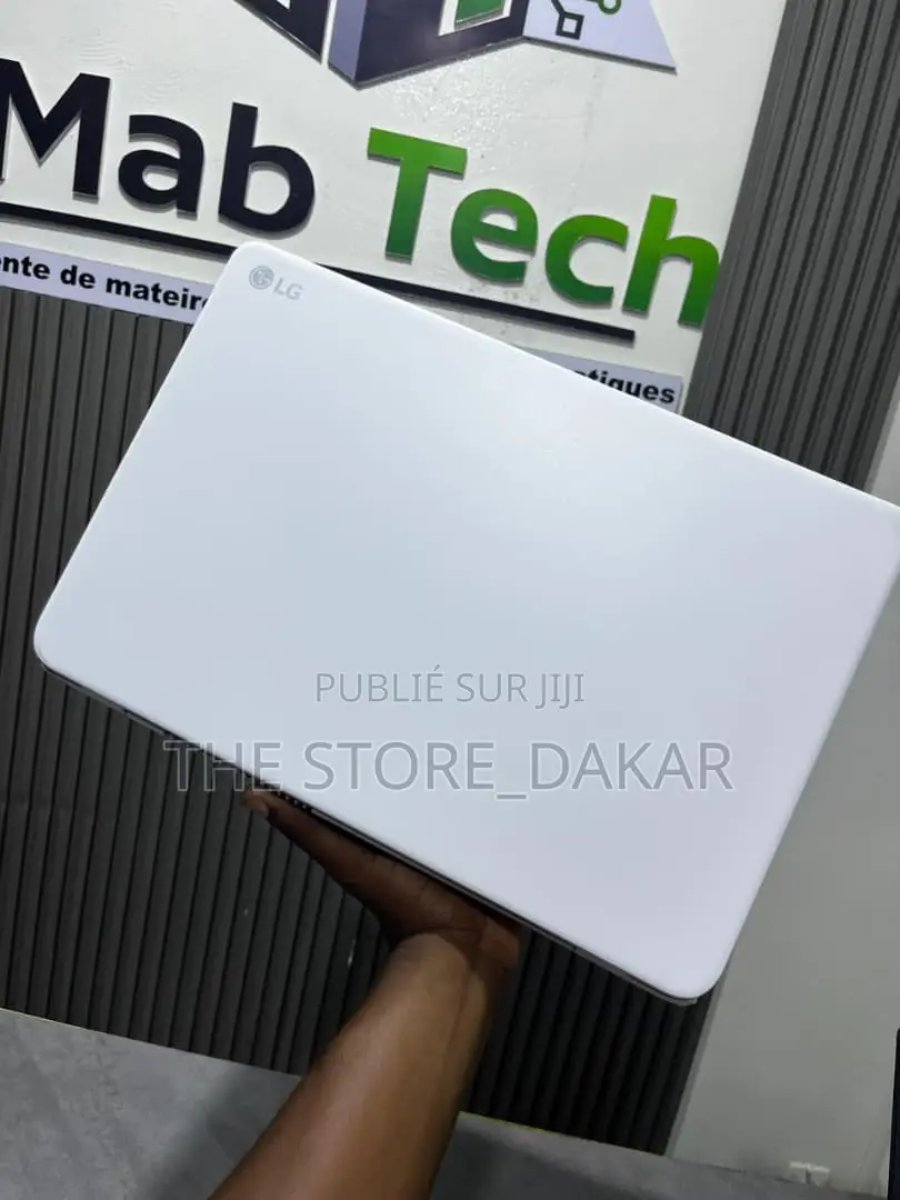 Ordinateur portable LG Autre 8GB Intel Core i3 SSD 256GB