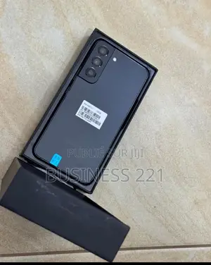 Nouveau Samsung Galaxy S22 5G 128 GB Noir