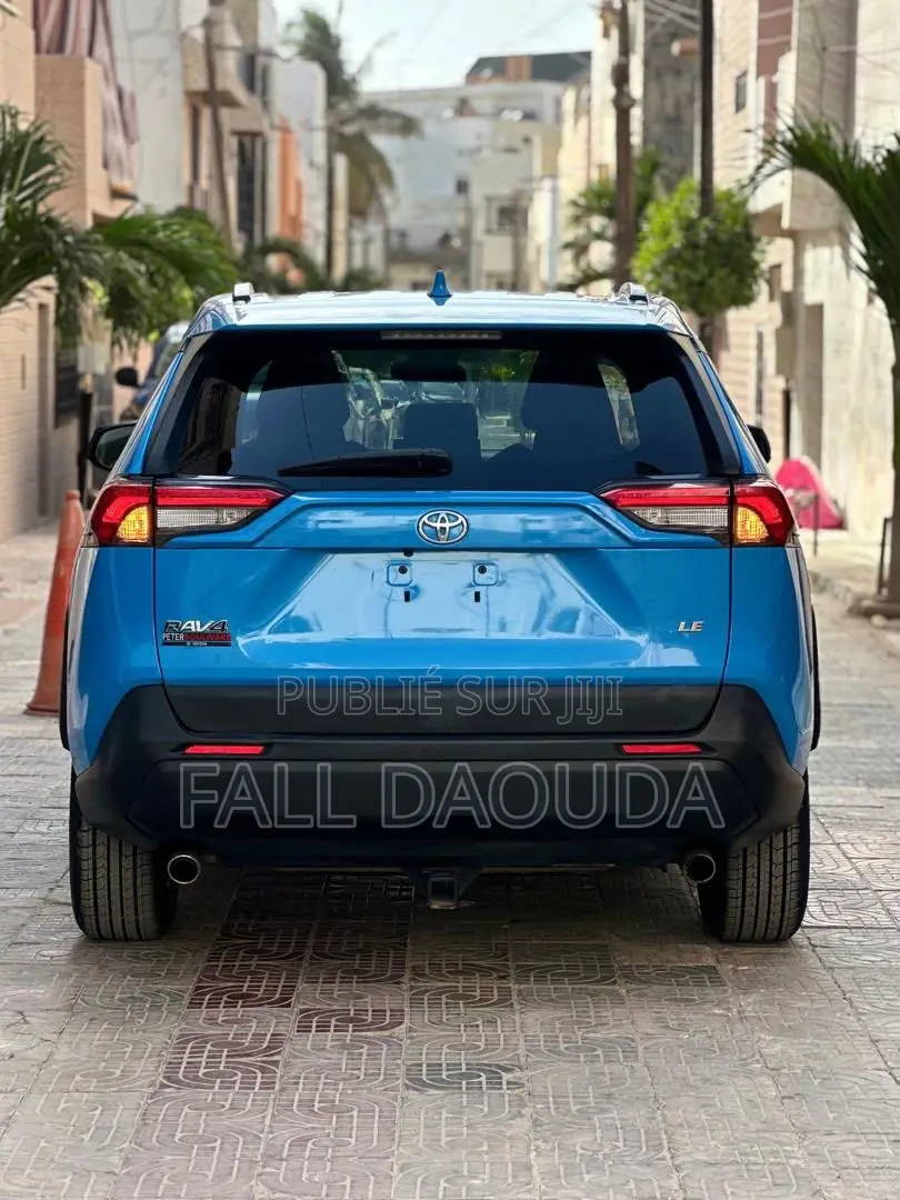 Toyota RAV4 2019 Bleu