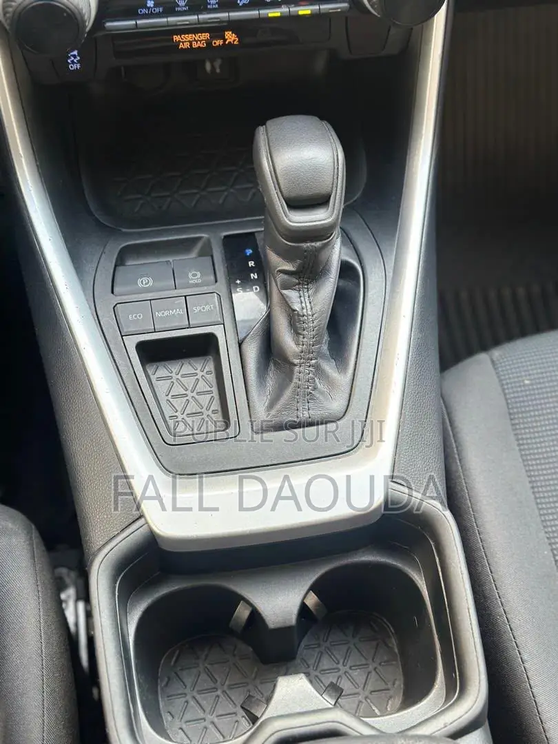Toyota RAV4 2019 Bleu