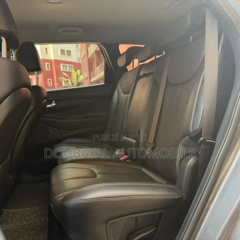 Hyundai Santa Fe 2021 Gris
