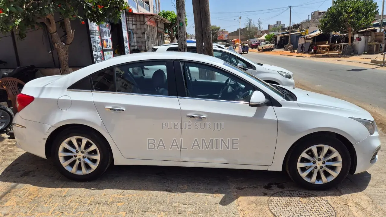 Chevrolet Cruze LS 4dr Sedan (1.5L 4cyl 6A) 2016 Blanc