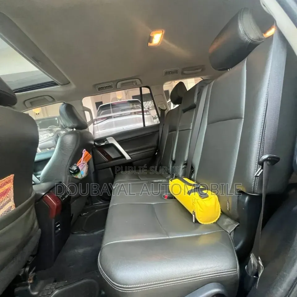 Toyota Land Cruiser Prado 2017 Noir Mat