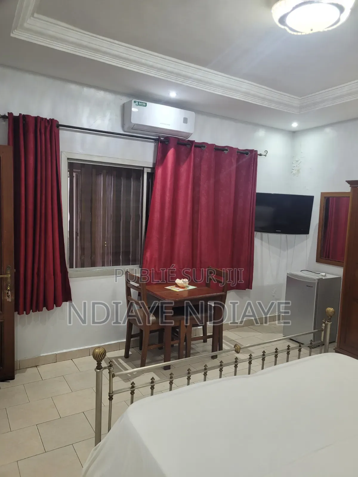 Meublé 10chbre Villa dans Résidence, HLM à Louer