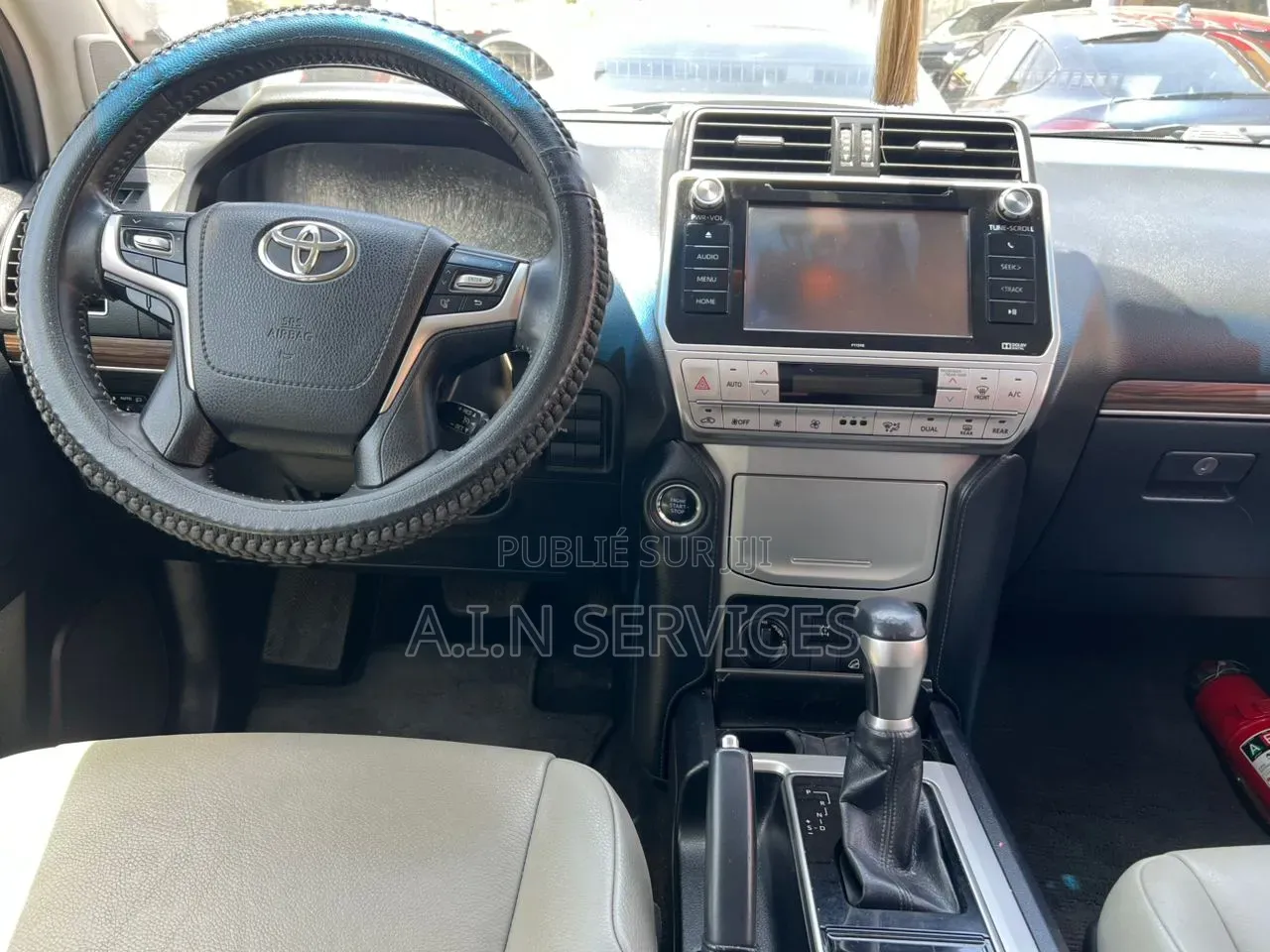 Toyota Land Cruiser Prado 2019 Gris