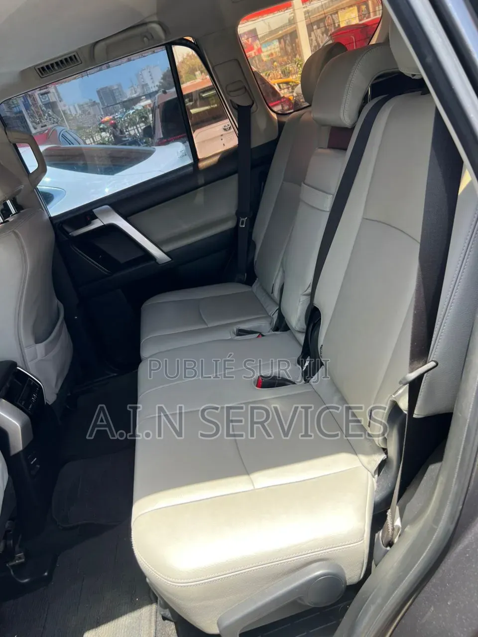Toyota Land Cruiser Prado 2019 Gris