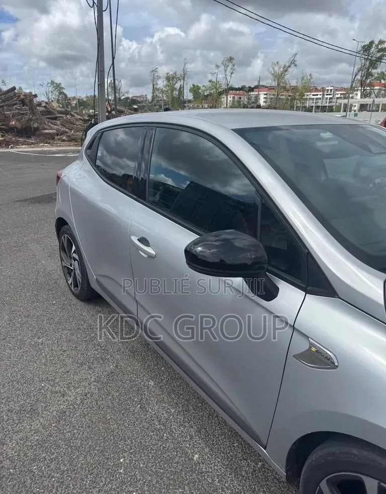 Renault Clio 2022 Argenté