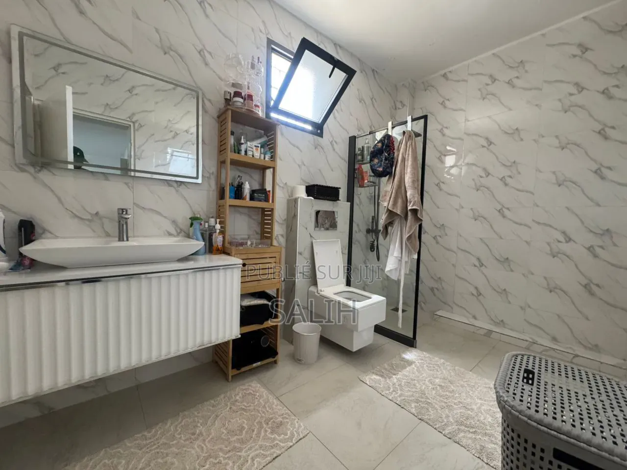 5chbre Villa dans Salih-Immo Et, Mermoz Sacré-Cœur à Louer