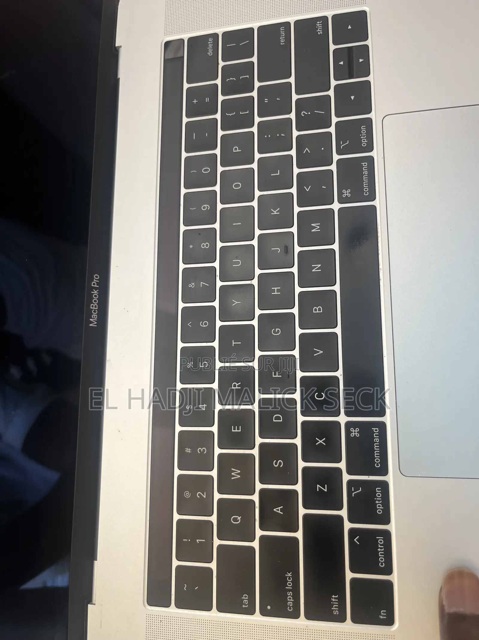Ordinateur portable Apple MacBook Pro 2018 16GB Intel Core i7 SSD 512GB