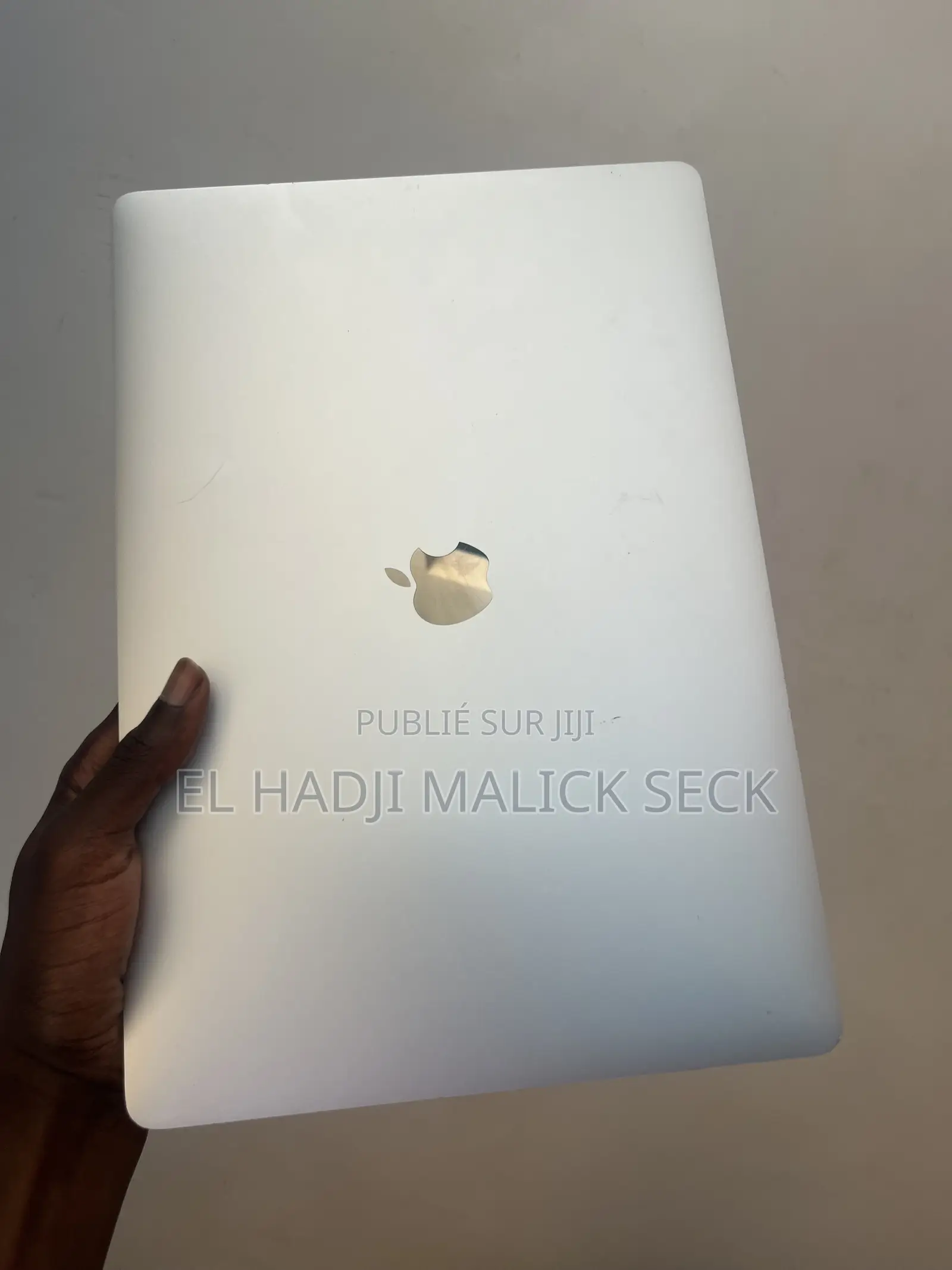 Ordinateur portable Apple MacBook Pro 2018 16GB Intel Core i7 SSD 512GB