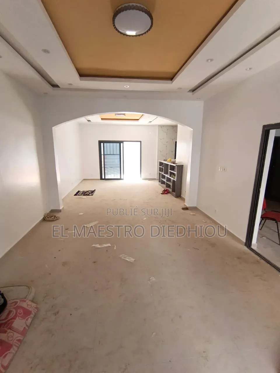 4chbre Maison dans Villa R+2 À Louer À à Louer