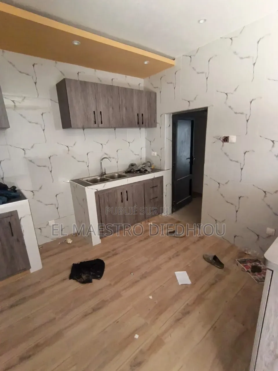 4chbre Maison dans Villa R+2 À Louer À à Louer