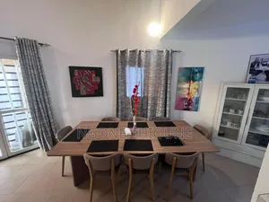 3chbre Villa dans Thiès Sud à Vendre
