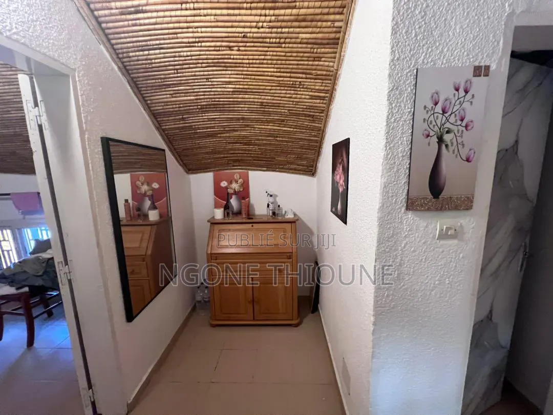 3chbre Villa dans Thiès Sud à Vendre