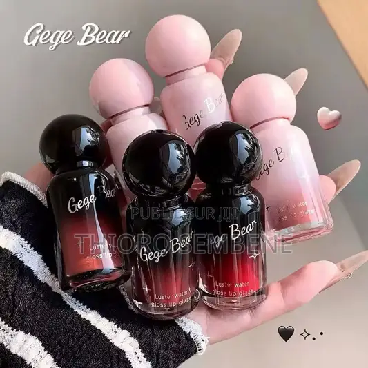 Des Gloss De Qualité À Vendre Les 2 À 2500f