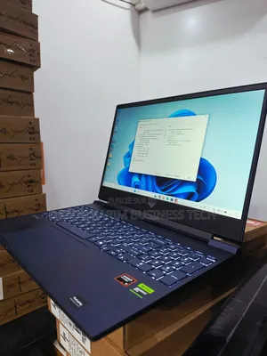 Nouveau Ordinateur portable HP Victus 15 16GB AMD Ryzen 5 SSD 512GB