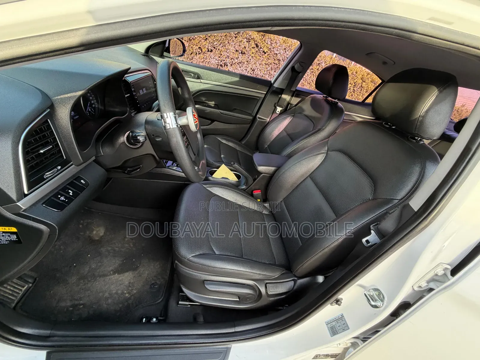 Hyundai Avante 2018 Blanc
