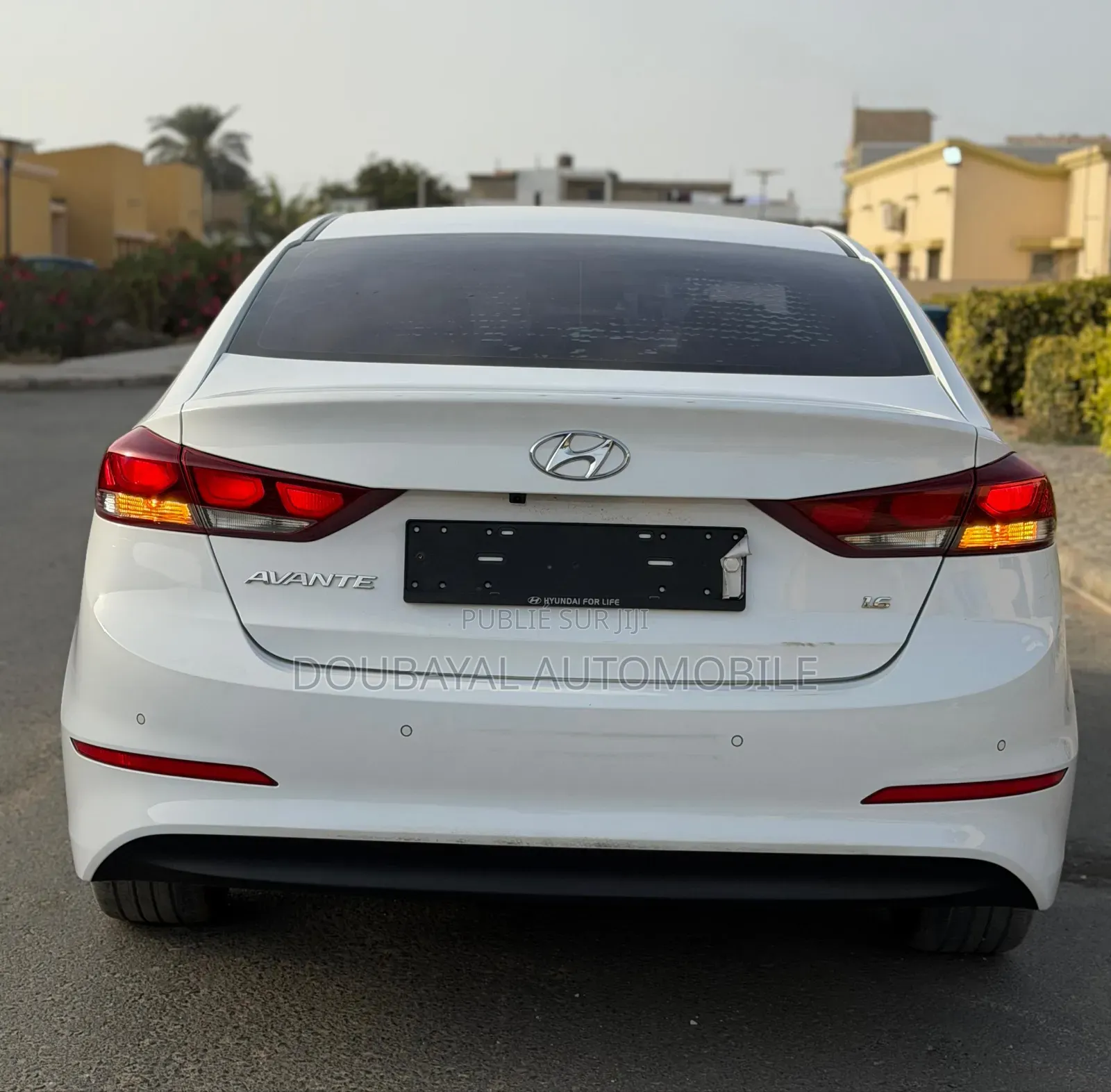 Hyundai Avante 2018 Blanc