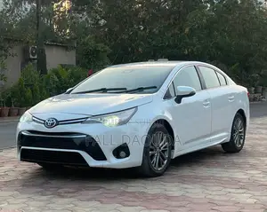 Toyota Avensis 2016 Blanc