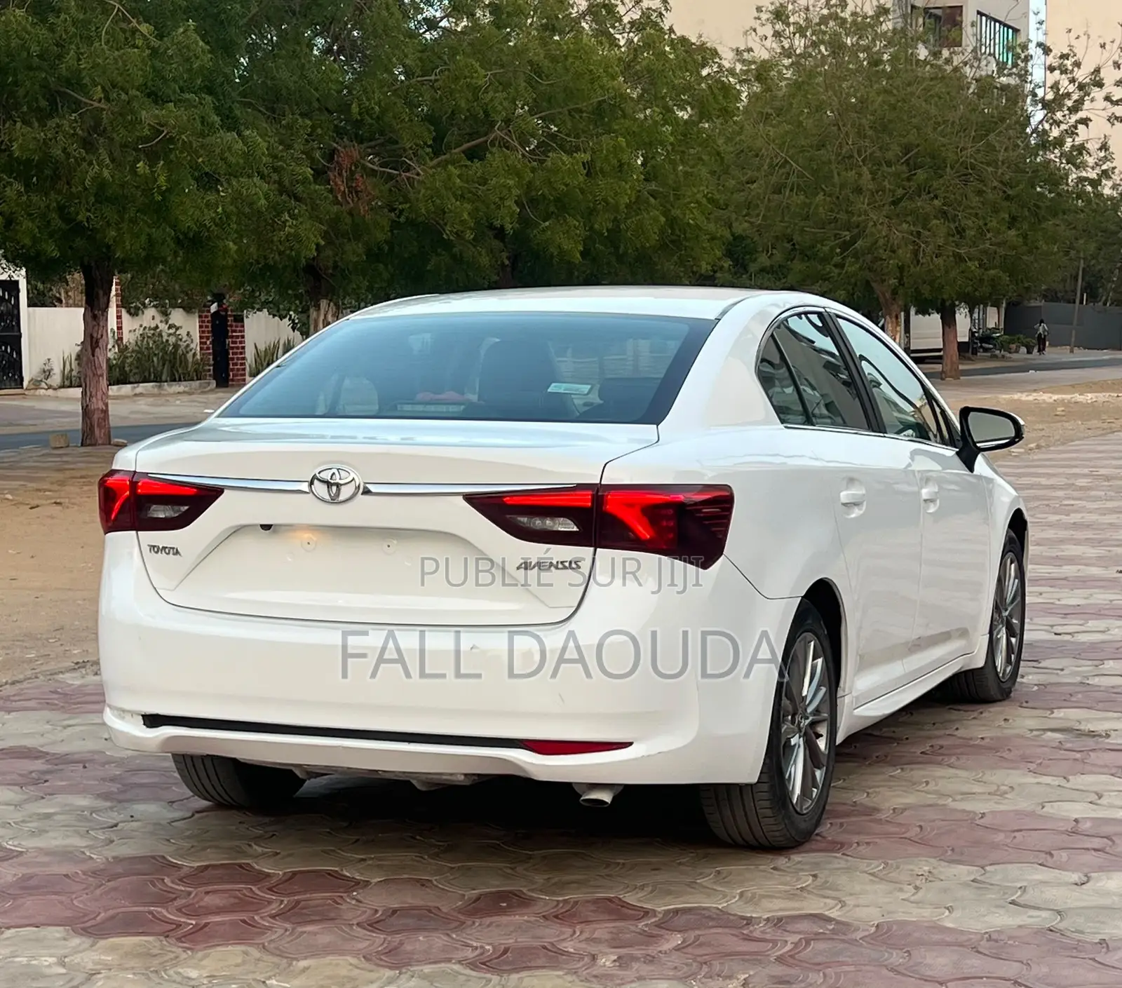 Toyota Avensis 2016 Blanc