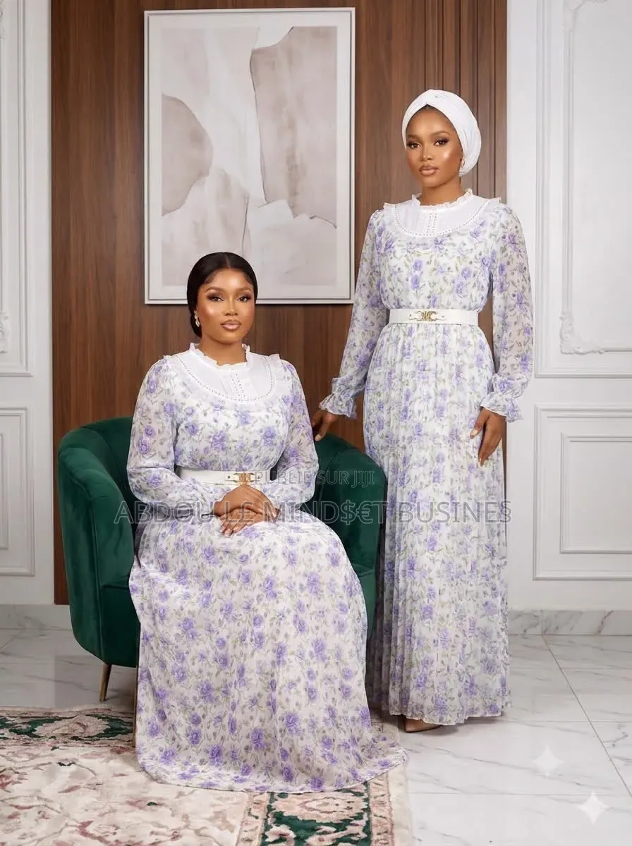 Robe Hijab Avec Ceinture Disponible