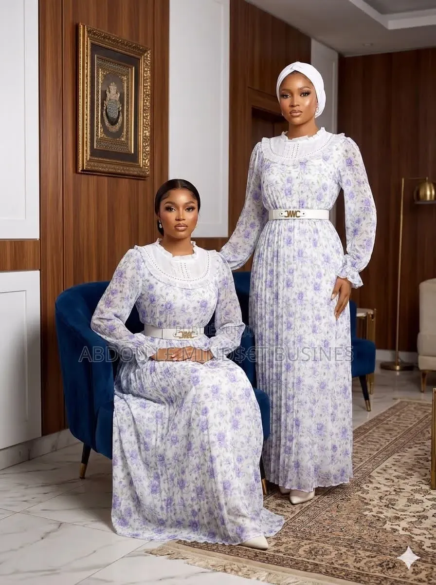 Robe Hijab Avec Ceinture Disponible