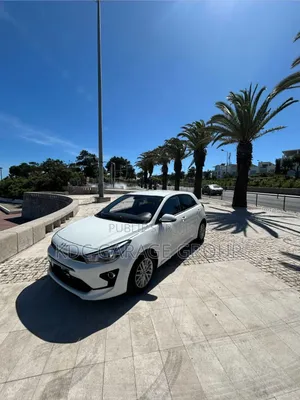 Kia Rio 2022 Blanc