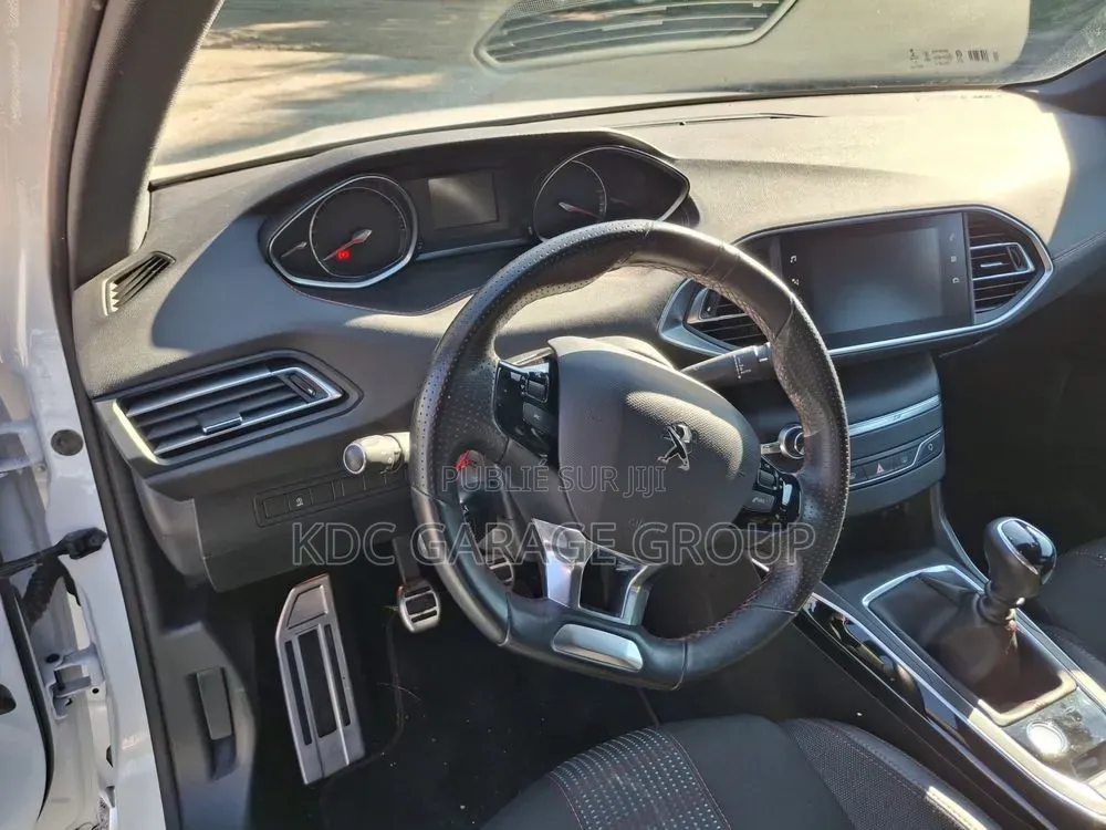 Peugeot 308 2020 Blanc