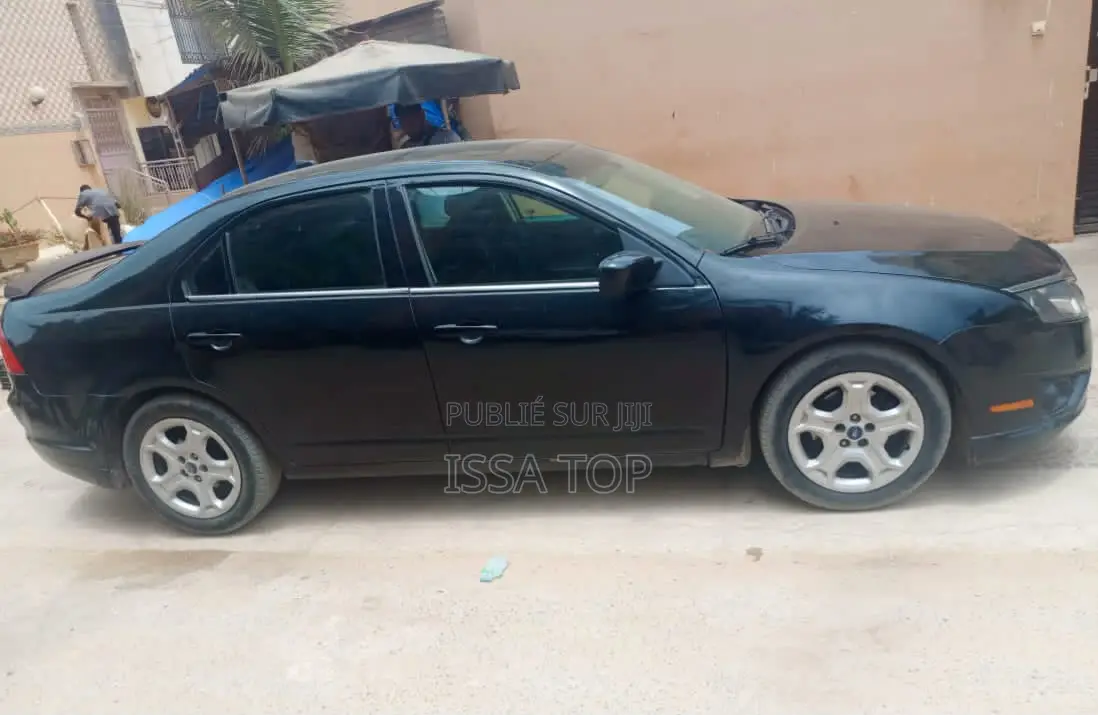 Ford Fusion 2010 Noir