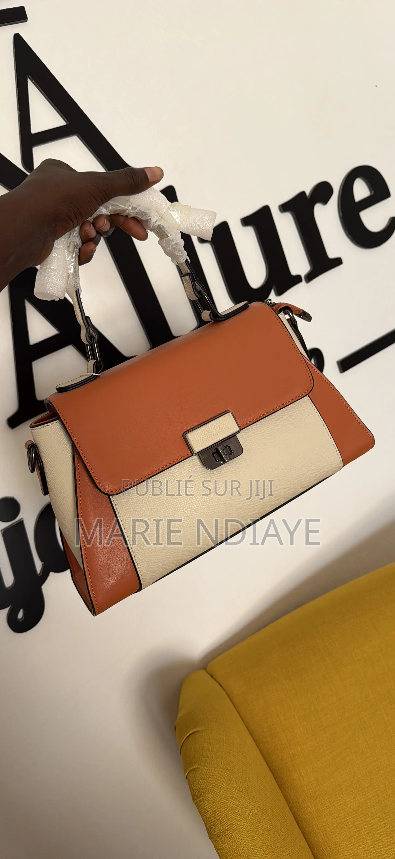 Sac À Main Beige Orange Chic Et Classe