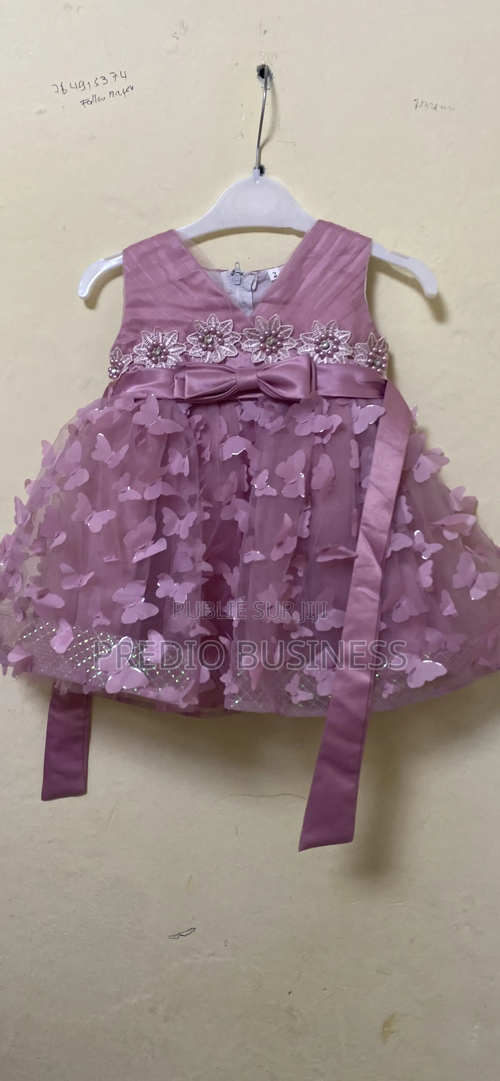 Robes Enfants De 1 Mois À 13 Ans Prix De 4000f À 10.000f