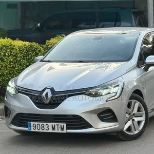 Renault Clio 2021 Gris