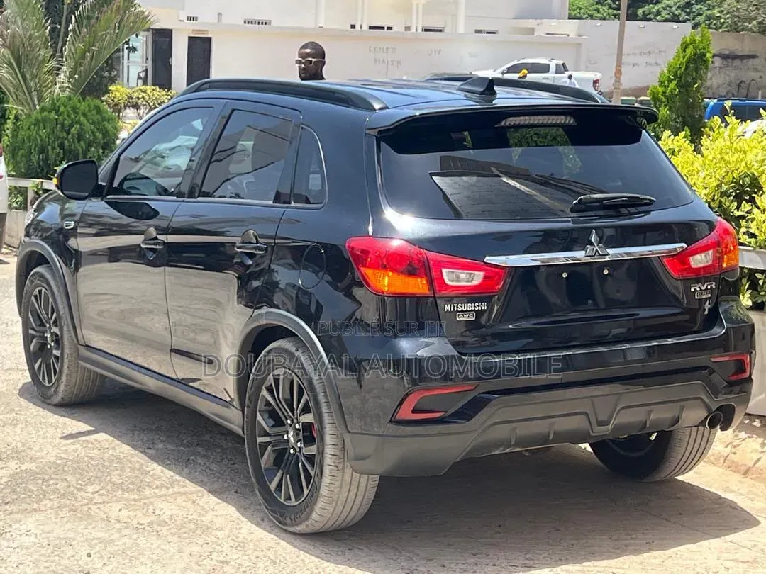Mitsubishi Outlander 2019 Noir Mat